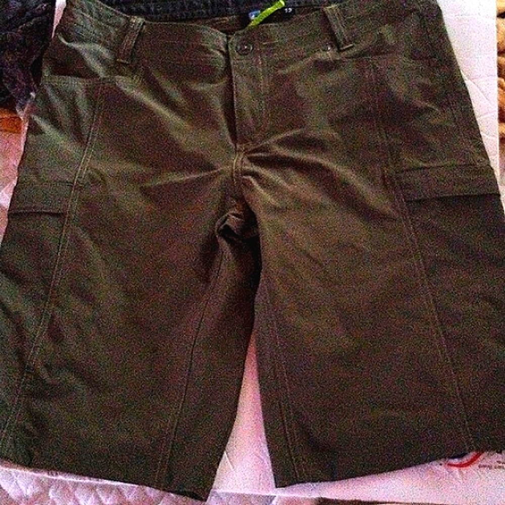 Kuhl walking cargo shorts